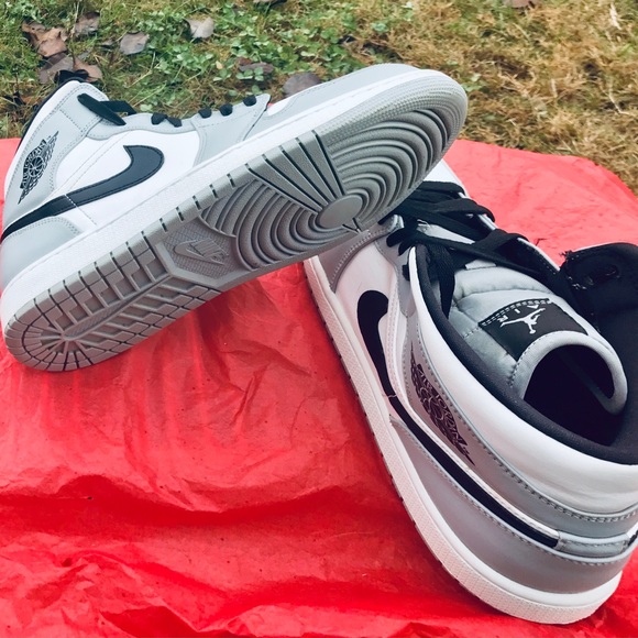 NWOT AIR JORDAN 1 U.S. size 10 Mens 12/18/19- 3/16/20. 554724-09. 01QW29Q8NT312 - Picture 10 of 13